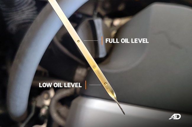 how-to-measure-oil-level-in-your-car